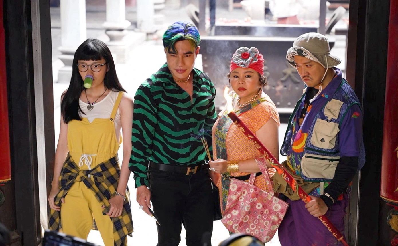 Bộ tứ báo thủ gây ồn ào từ khi tung trailer.