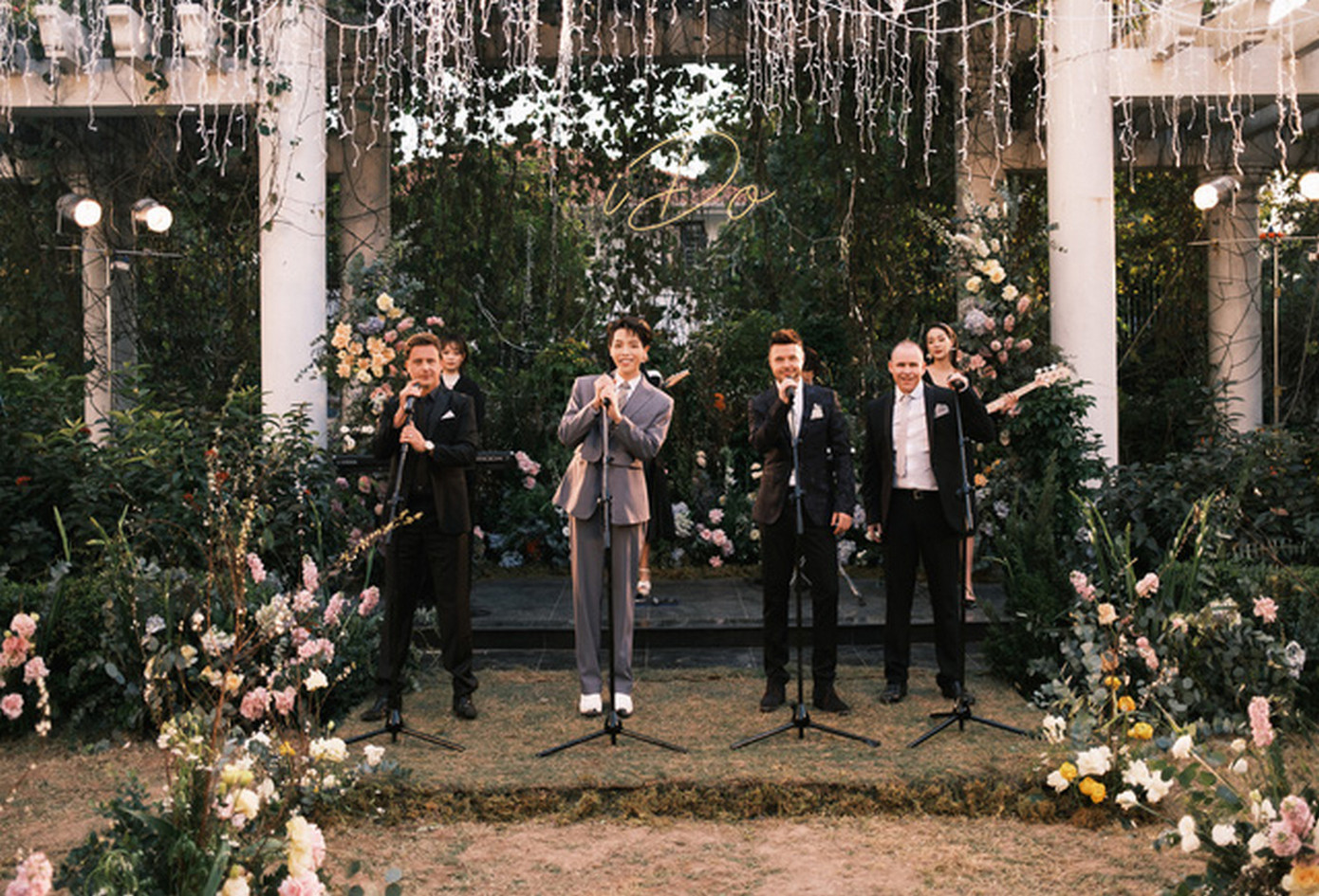 Vai trò của Đức Phúc và các thành viên 911 trong MV chưa thực sự nổi bật.