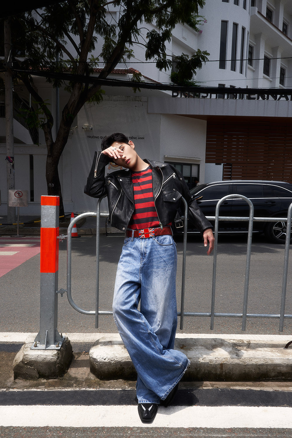 Từng quen nhanh chóng được yêu thích dù chưa có MV.