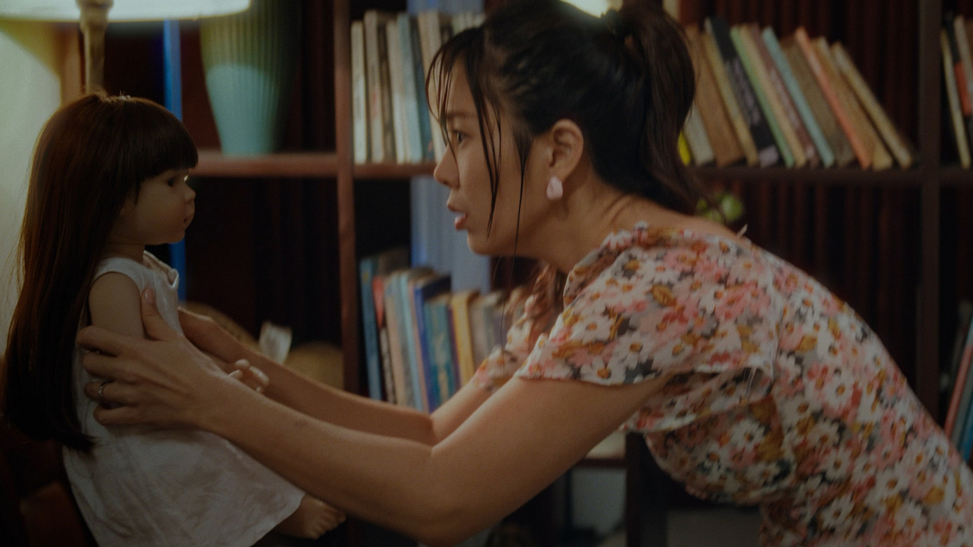 Kịch bản và lối kể còn nhiều điểm trừ, giảm chất lượng phim.