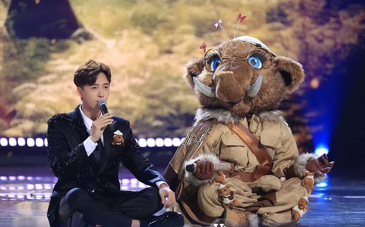 Các màn trình diễn sau đó của Voi Bản Đôn cũng được khán giả đón nhận, giúp mascot đi đến vòng chung kết.