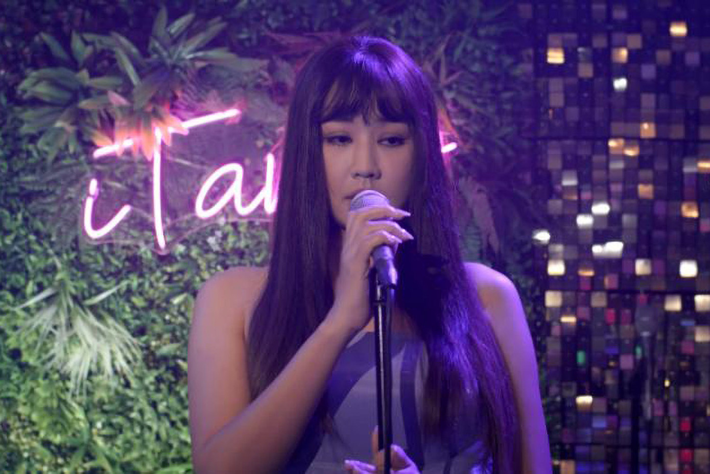 Hình ảnh trong phim Đóa hoa mong manh.