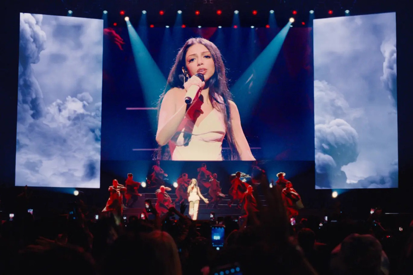 Một vài hình ảnh trong phim. Một vài hình ảnh trong phim.