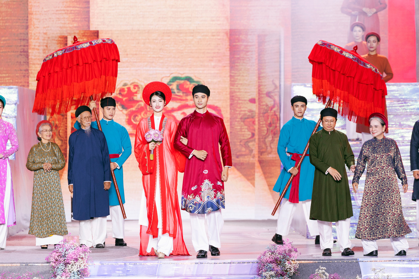 Chương trình diễn ra thành công tốt đẹp đúng vào ngày 8/3. Chương trình diễn ra thành công tốt đẹp đúng vào ngày 8/3.