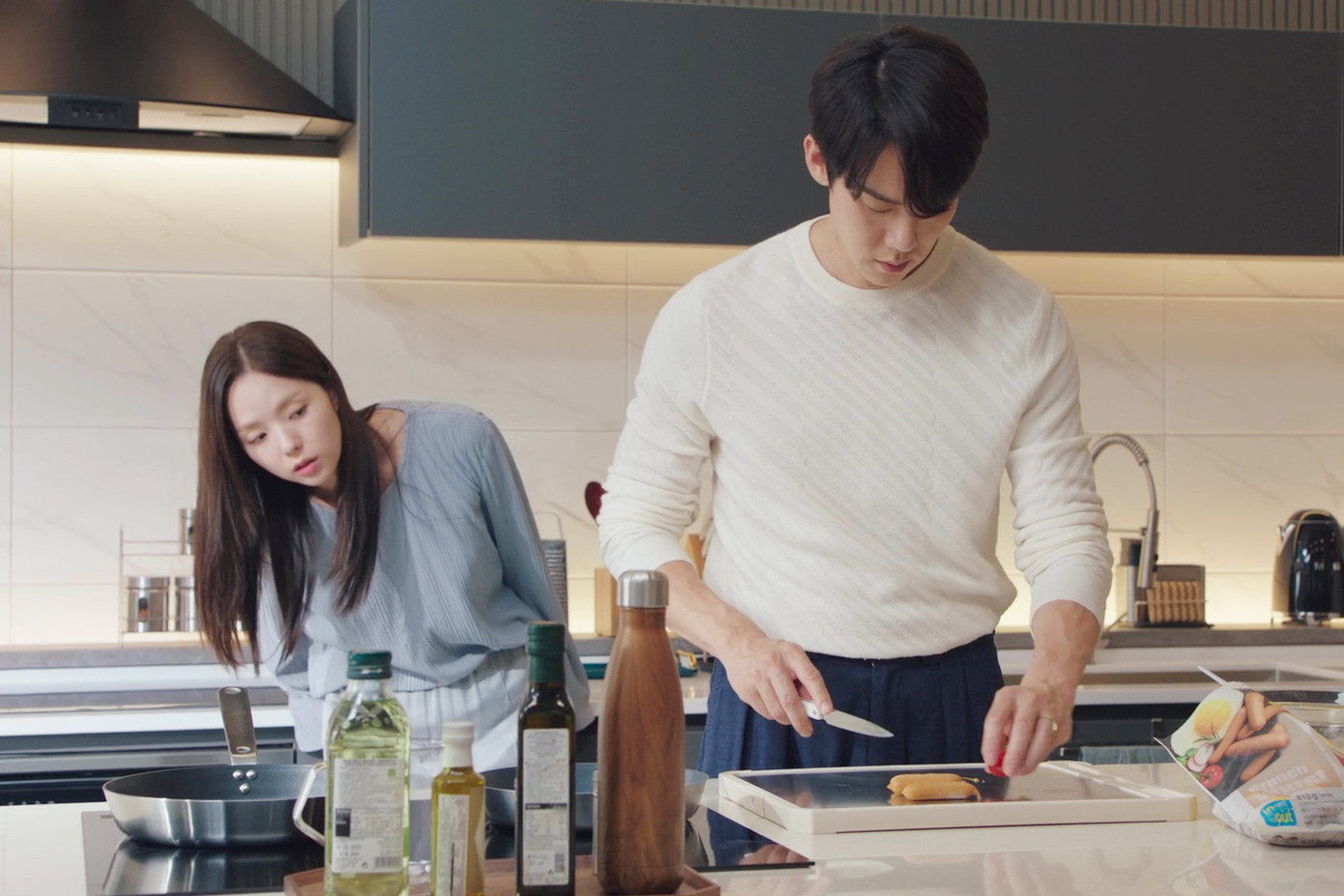 Một vài hình ảnh trong phim. Một vài hình ảnh trong phim.