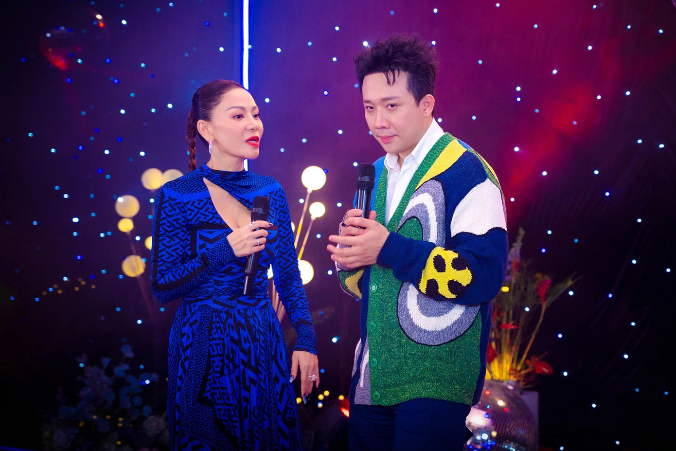 Trước đó, Trấn Thành từng nhiều lần thử sức làm ca sĩ. Trước đó, Trấn Thành từng nhiều lần thử sức làm ca sĩ.