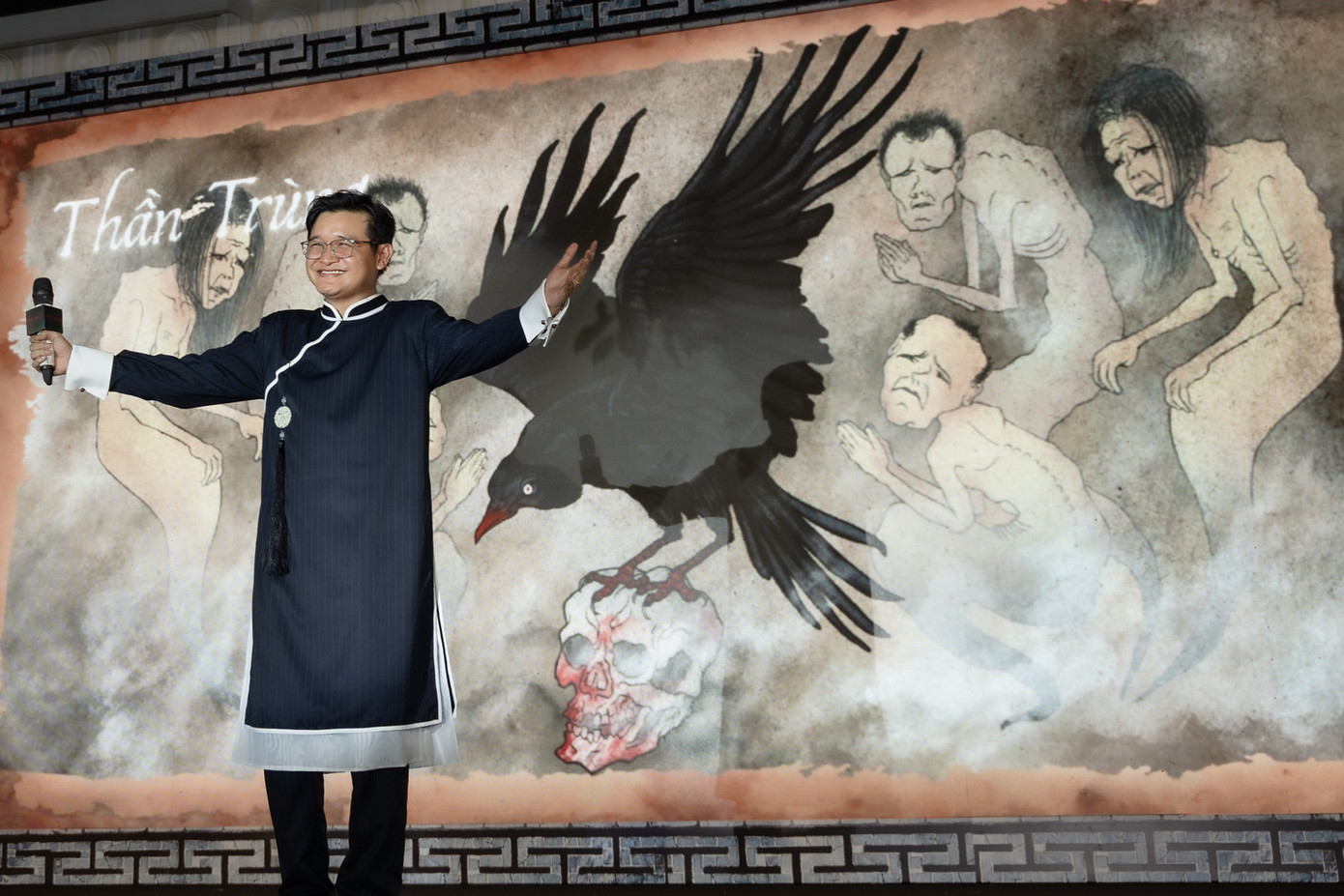 Đạo diễn Võ Thanh Hòa dành nhiều tâm huyết cho dự án. Đạo diễn Võ Thanh Hòa dành nhiều tâm huyết cho dự án.