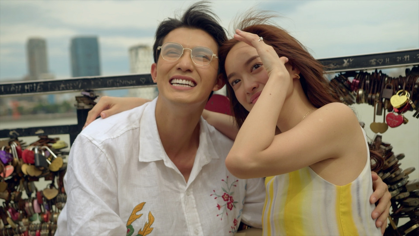 Trần Ngọc Vàng và Kaity Nguyễn chưa thực sự ăn ý khi đóng cặp.