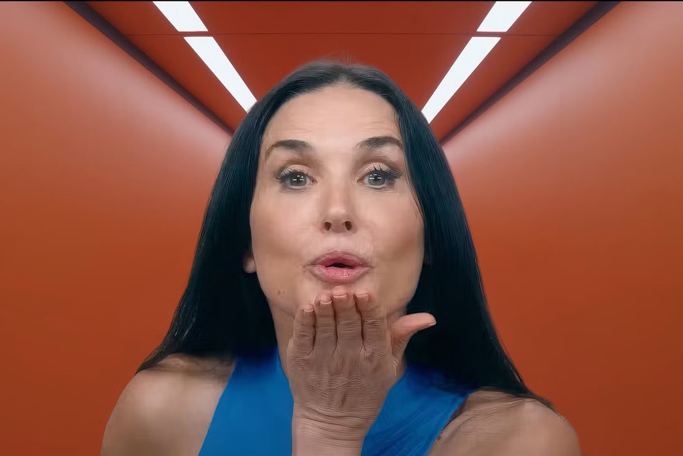 Tạo hình của Demi Moore trong The Substance.