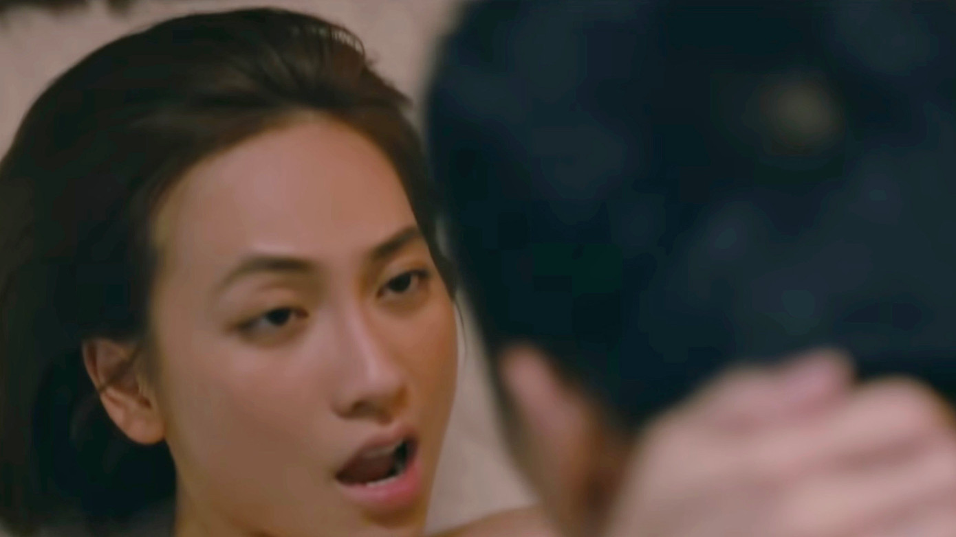 Một vài cảnh nóng trong phim Chiếm đoạt. Một vài cảnh nóng trong phim Chiếm đoạt.