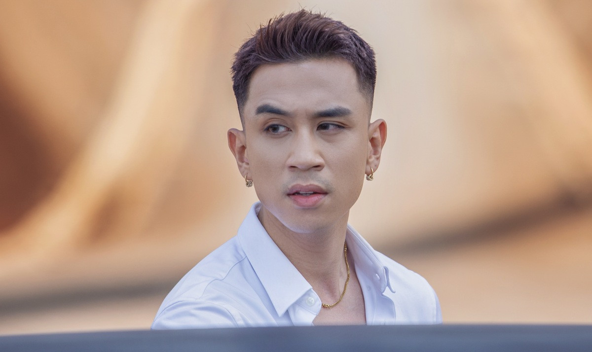 Dương Edward được cho là trở nên nổi tiếng sau khi cover Tình đơn phương. Dương Edward được cho là trở nên nổi tiếng sau khi cover Tình đơn phương.