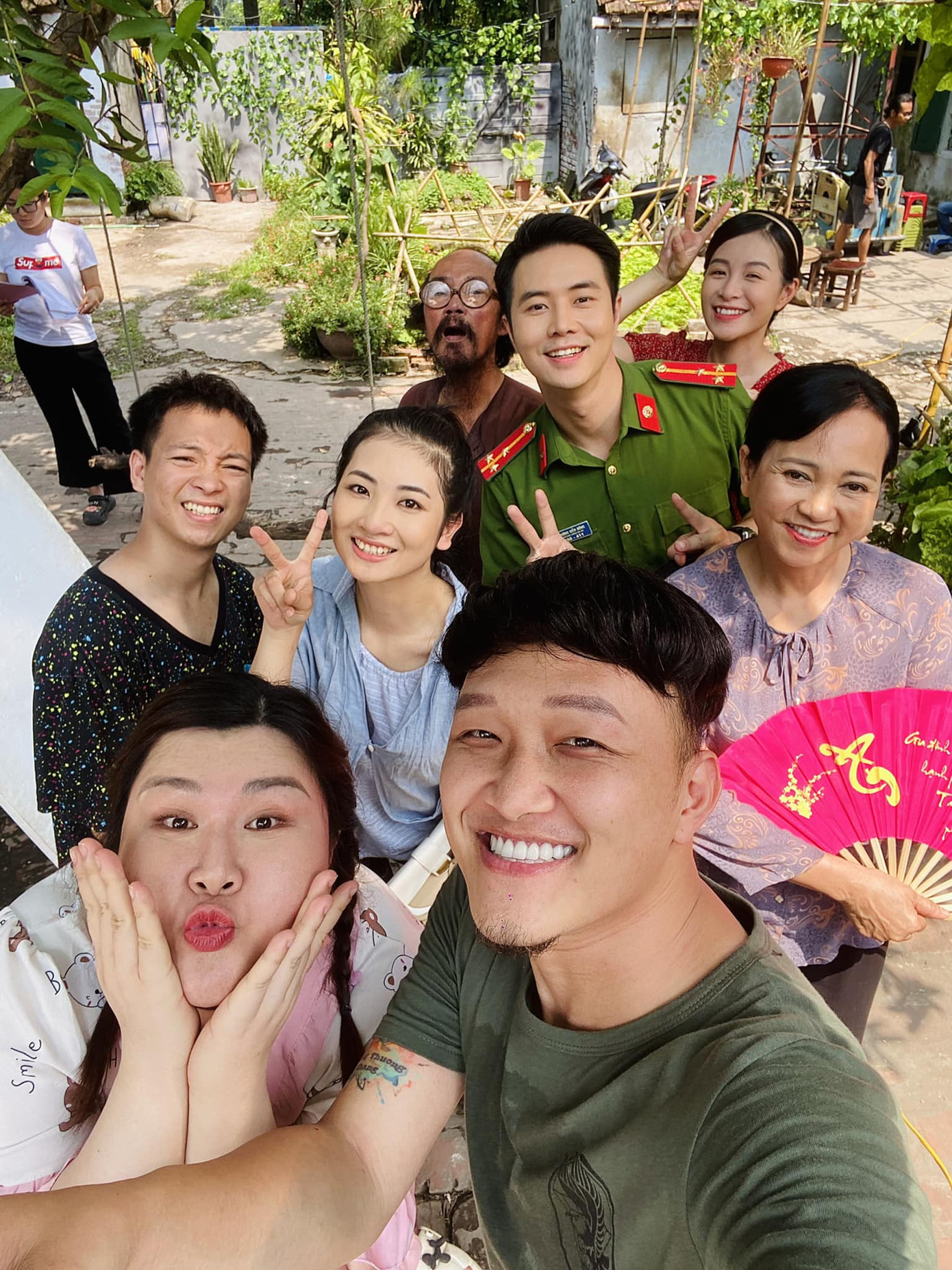 Dàn nhân vật mới của phần phim Làng trong phố. Dàn nhân vật mới của phần phim Làng trong phố.