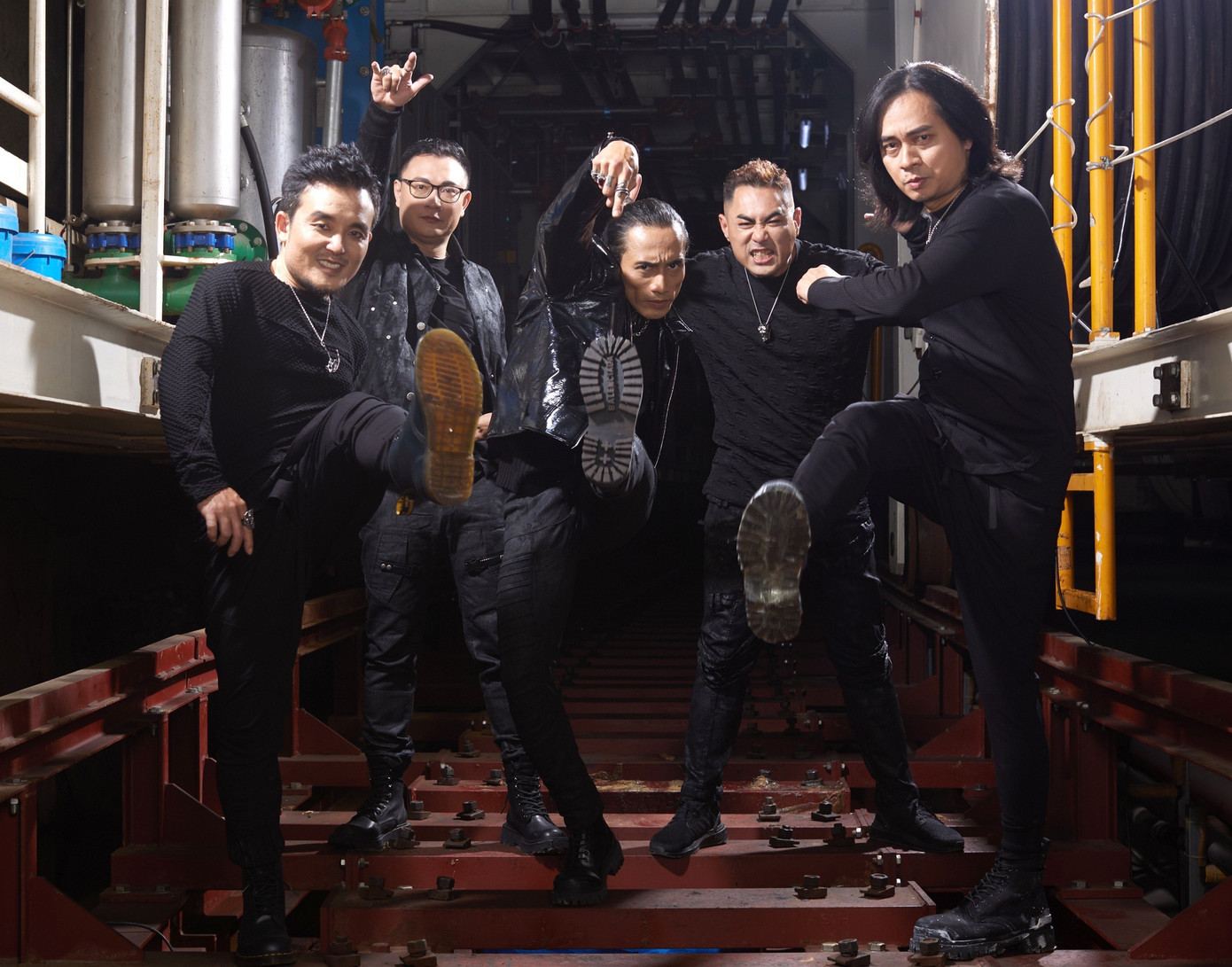 Sau sự ra đi của thủ lĩnh Trần Lập, Bức Tường giờ đã tìm được &quot;cân bằng&quot;.