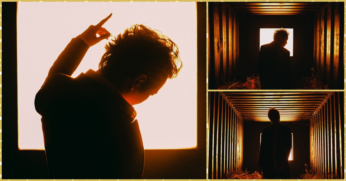 Karik có một năm miệt mài hoạt động nhưng lại khiến khán giả lo lắng vì đời tư đầy bất ổn của mình. Phải chăng, MV mới lần này chính là 'nút giải tỏa' cho toàn bộ những gì nam rapper đang phải chịu đựng? Karik có một năm miệt mài hoạt động nhưng lại khiến khán giả lo lắng vì đời tư đầy bất ổn của mình. Phải chăng, MV mới lần này chính là 'nút giải tỏa' cho toàn bộ những gì nam rapper đang phải chịu đựng?