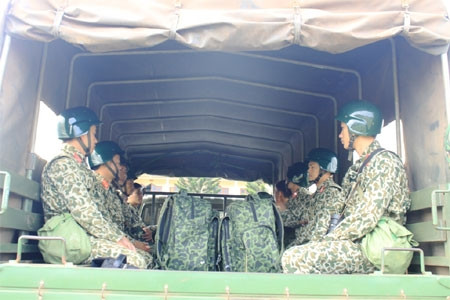 Nhận được tin báo và sau lên phương án tác chiến, đội chống khủng bố Lữ đoàn 198 nhanh chóng lên đường làm nhiệm vụ