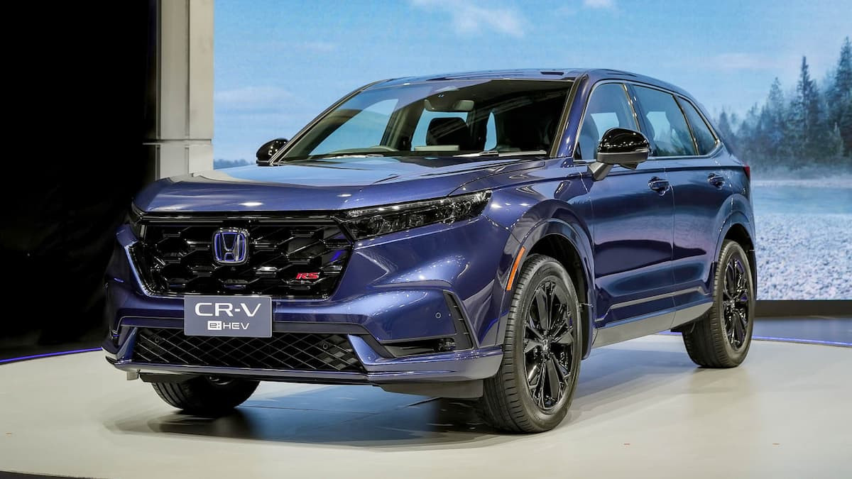 Honda CR-V trở lại ngôi đầu bảng xếp hạng doanh số dòng xe hybrid trong tháng 4.