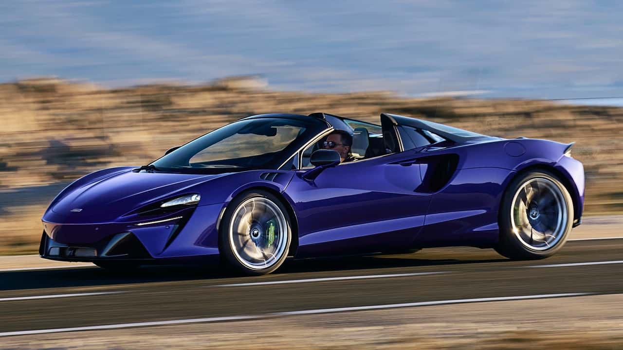 Siêu xe McLaren Artura Spider 2025.