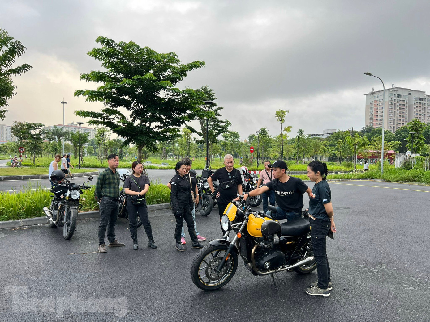Mỗi biker đều cần được trang bị kiến thức và kỹ năng an toàn cơ bản khi điều khiển xe mô tô phân khối lớn.