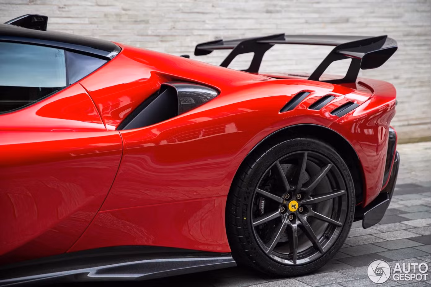 Chiêm ngưỡng siêu xe Ferrari SF90 XX Stradale đầu tiên được bàn giao ảnh 5