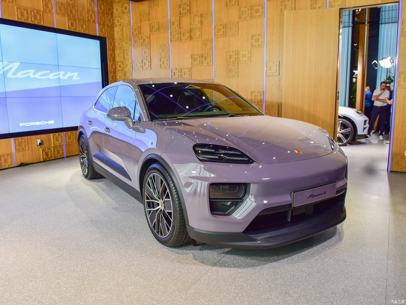 Porsche Macan thế hệ mới nhất chỉ có duy nhất hệ truyền động điện.