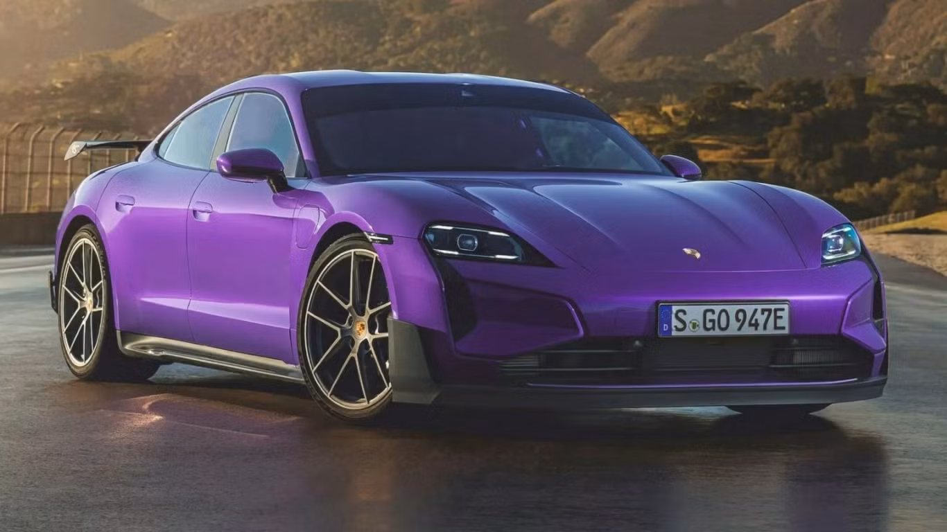Porsche ra mắt siêu xe điện Taycan mạnh nhất lịch sử ảnh 3
