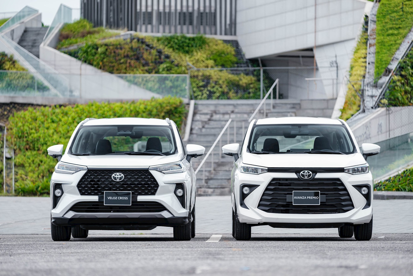 Toyota Veloz Cross và Avanza Premio được hãng hỗ trợ toàn bộ lệ phí trước bạ trong nhiều tháng gần đây. veloz-cross-avanza-premio-3.jpg