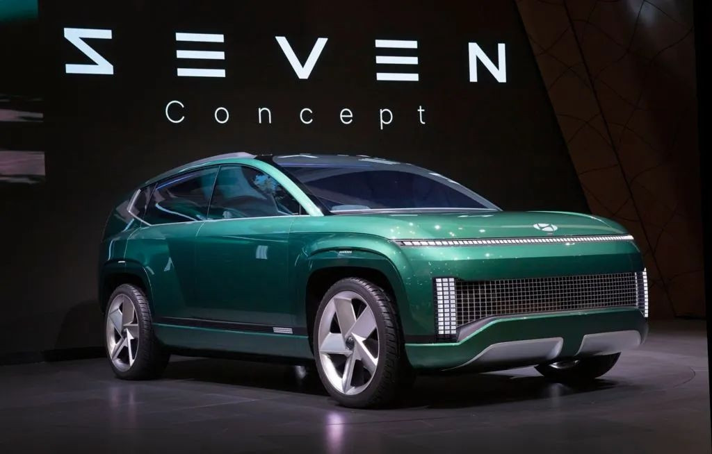 Hyundai Seven Concept ra mắt tại triển lãm LA Auto Show 2021.