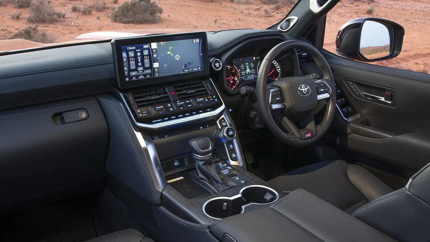 Toyota Land Cruiser LC300 2025 - Hà Nội Car