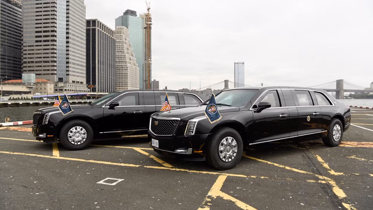 2 chiếc The Beast từng phục vụ ông Donald Trump trong nhiệm kỳ Tổng thống Mỹ đầu tiên.