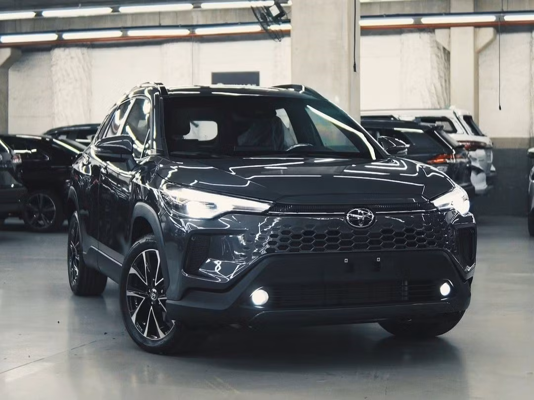 Một chiếc Toyota Corolla Cross 2024 được bọc thép bởi công ty Avallon.