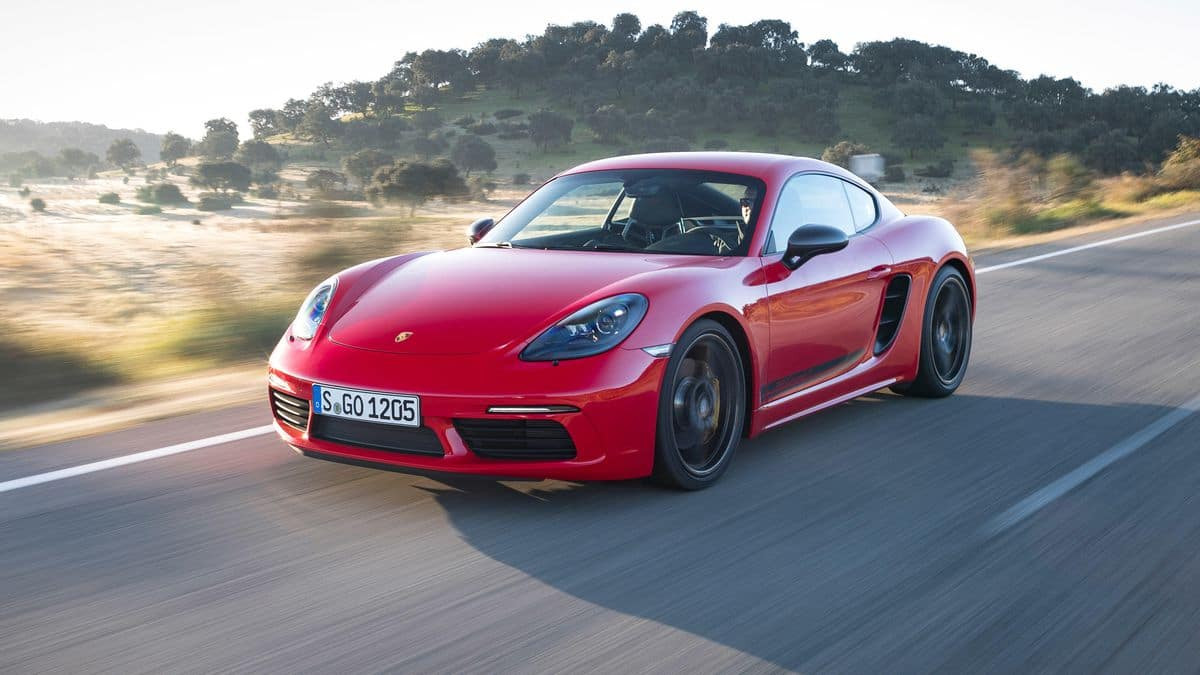 Porsche 718 Cayman. Porsche 718 Cayman.