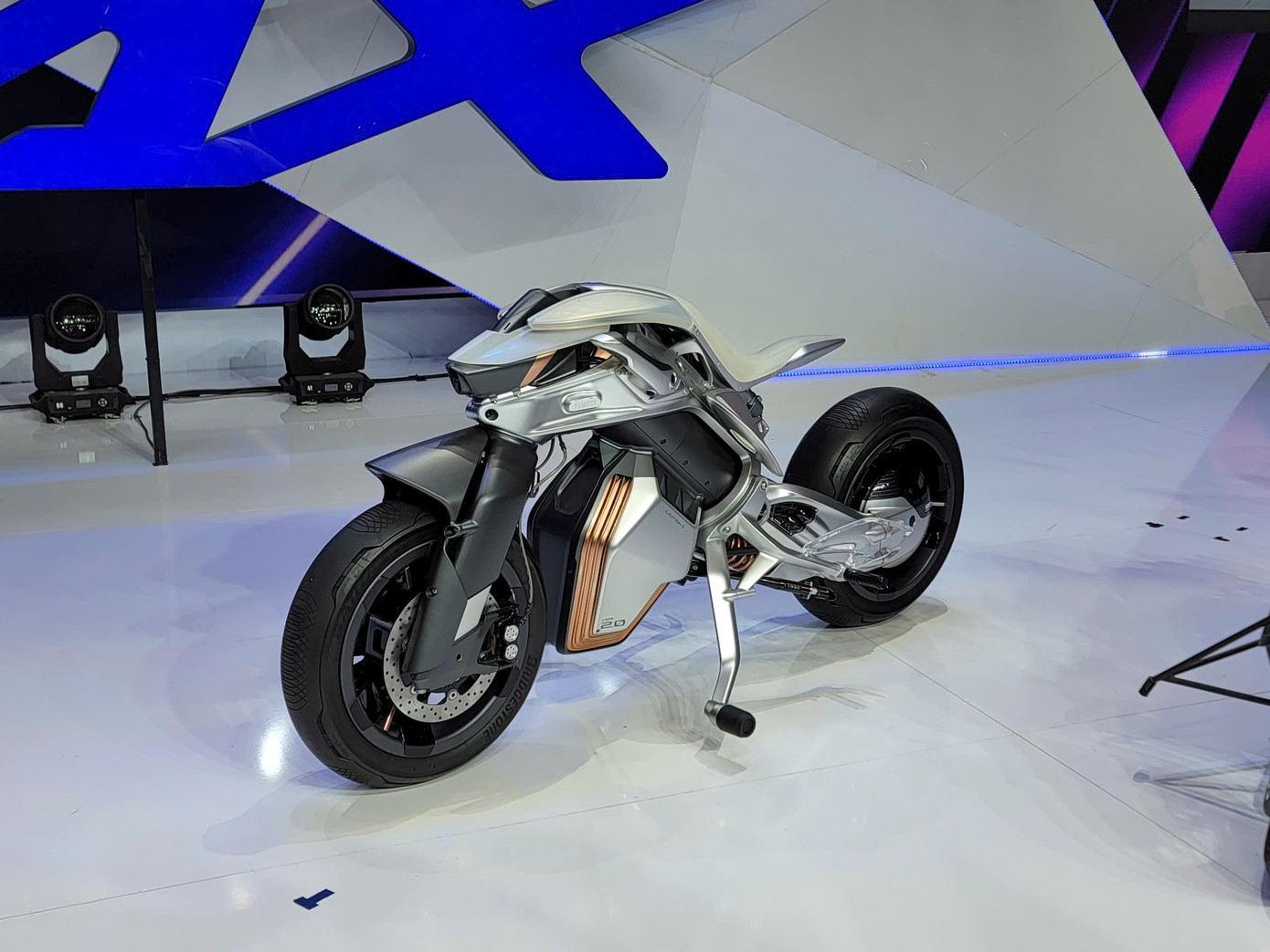 Mẫu concept Yamaha Motoroid 2.