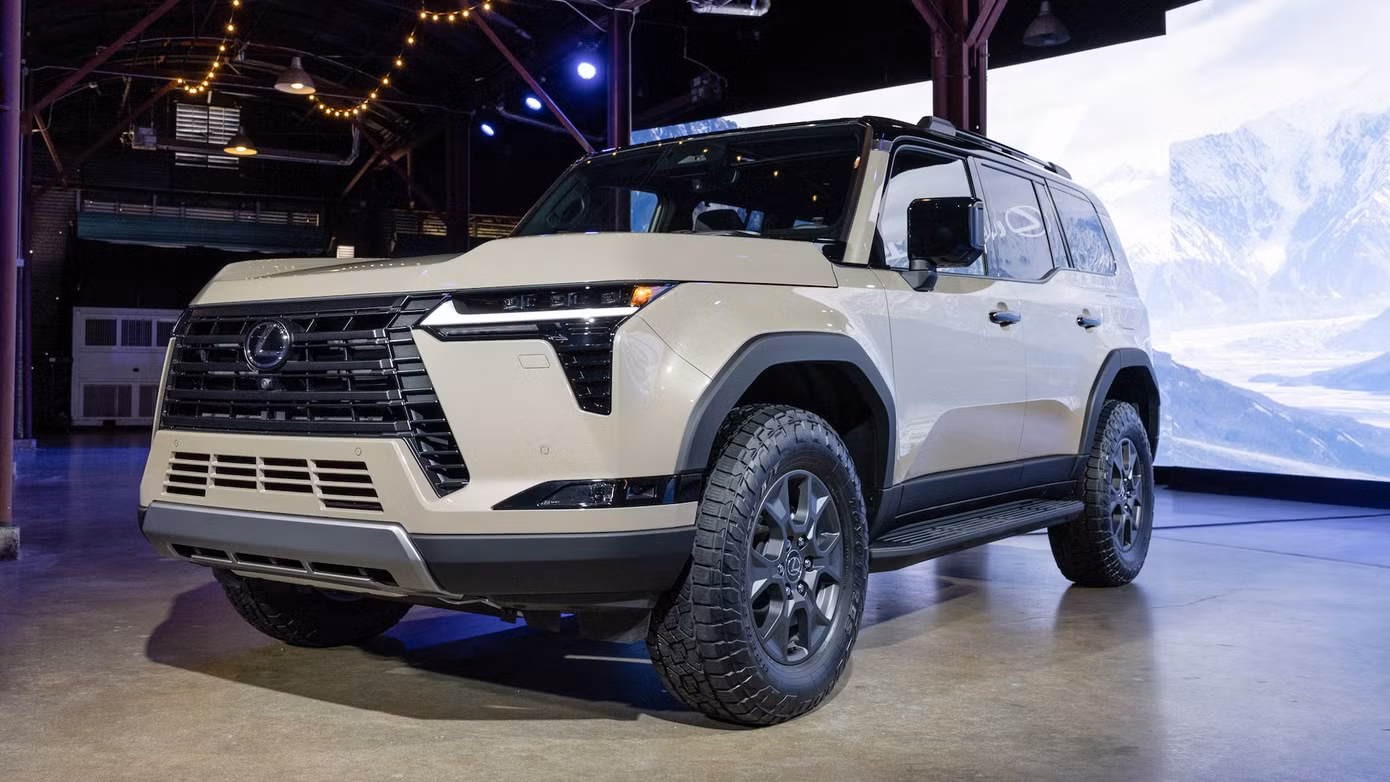 Lexus GX 2024. Lexus GX 2024.