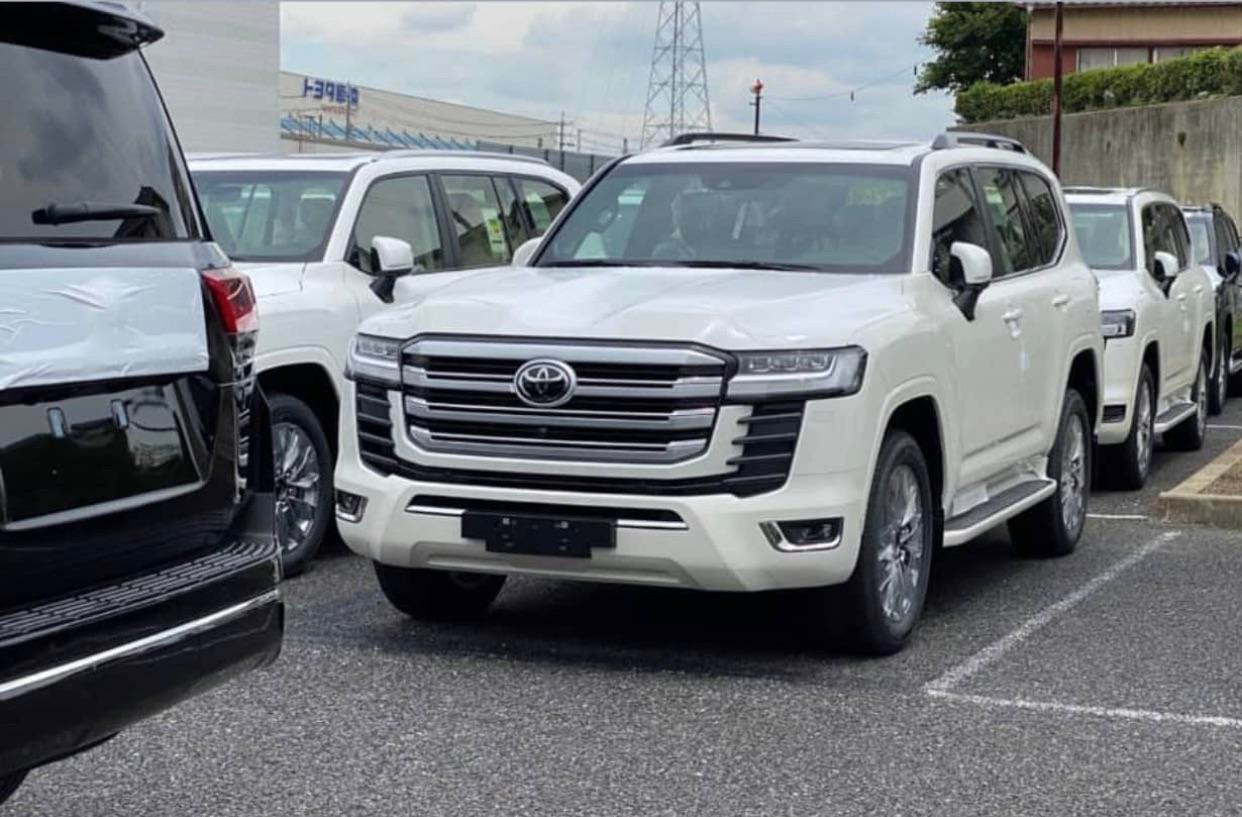Bản nâng cấp của Toyota Land Cruiser LC300 dự kiến ra mắt trong nửa đầu năm 2025. Bản nâng cấp của Toyota Land Cruiser LC300 dự kiến ra mắt trong nửa đầu năm 2025.