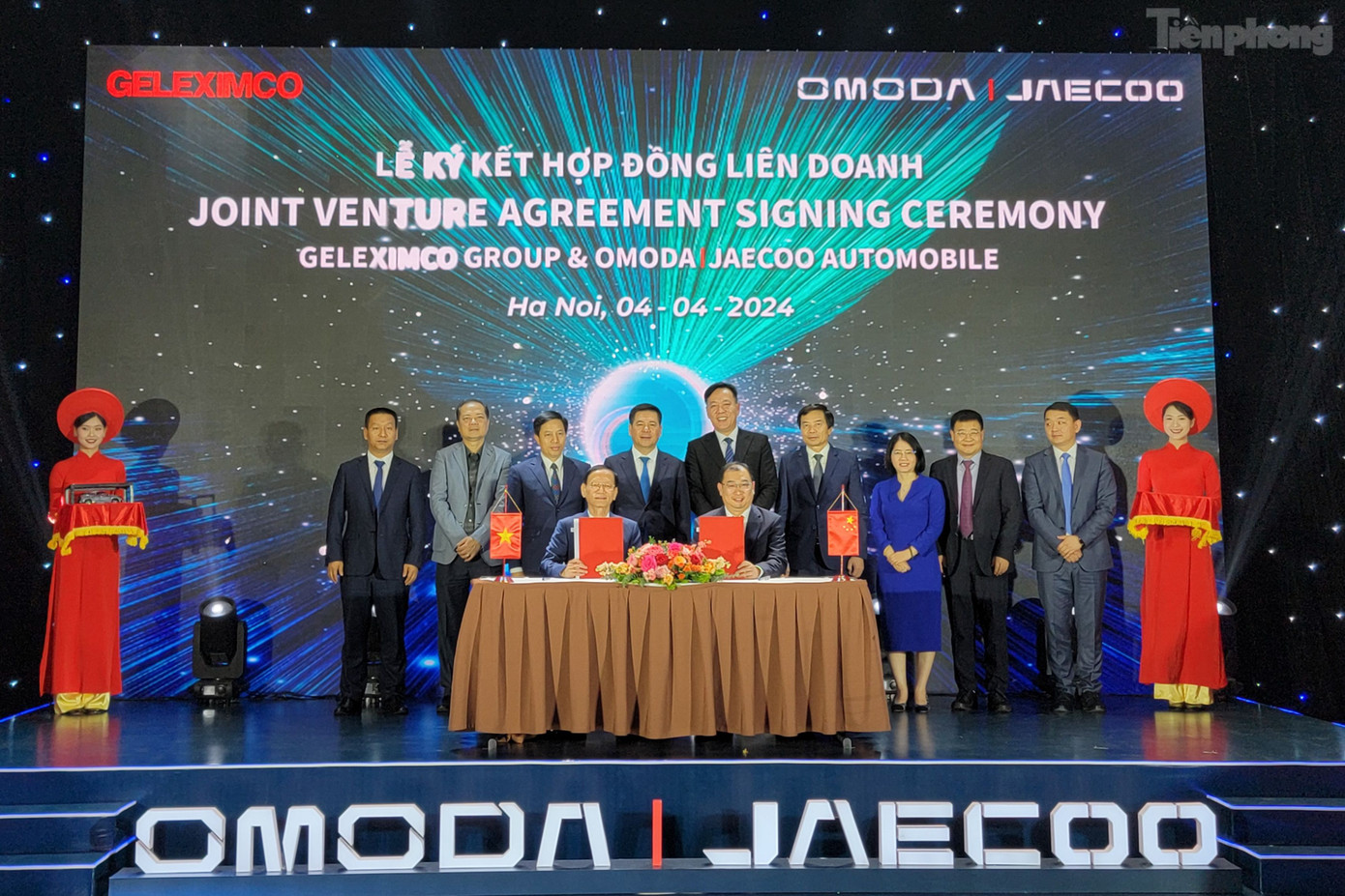 Lãnh đạo của Geleximco và Omoda&amp;Jaecoo ký kết hợp tác xây dựng nhà máy lắp ráp ô tô Omoda &amp; Jaecoo tại Việt Nam.