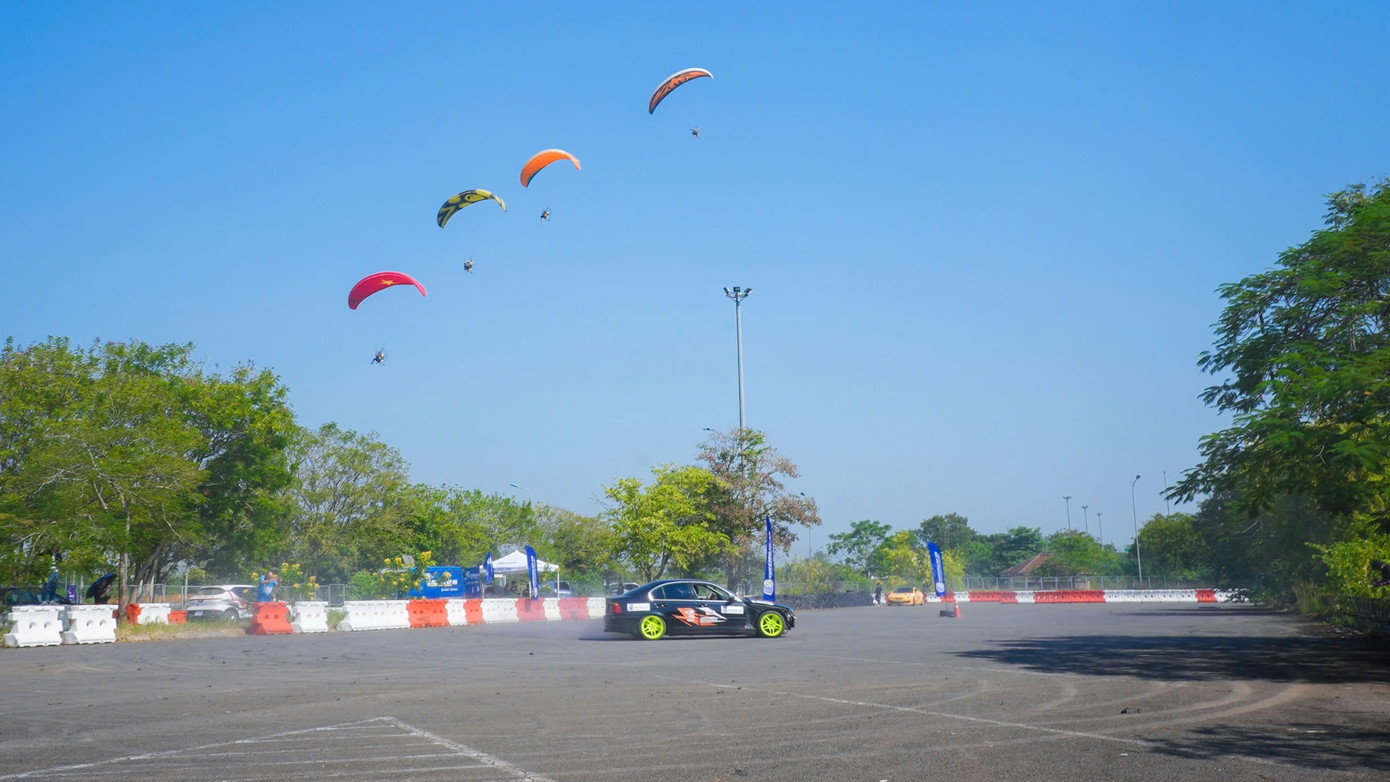 Trưởng Ban tổ chức giải PVOIL VGC 2024 kỳ vọng rằng PVOIL VGC 2024 không chỉ là cuộc tranh tài của các tay đua xuất sắc, mà còn là nền tảng quan trọng để xây dựng cộng đồng motorsport chuyên nghiệp tại Việt Nam trong tương lai. Trưởng Ban tổ chức giải PVOIL VGC 2024 kỳ vọng rằng PVOIL VGC 2024 không chỉ là cuộc tranh tài của các tay đua xuất sắc, mà còn là nền tảng quan trọng để xây dựng cộng đồng motorsport chuyên nghiệp tại Việt Nam trong tương lai.