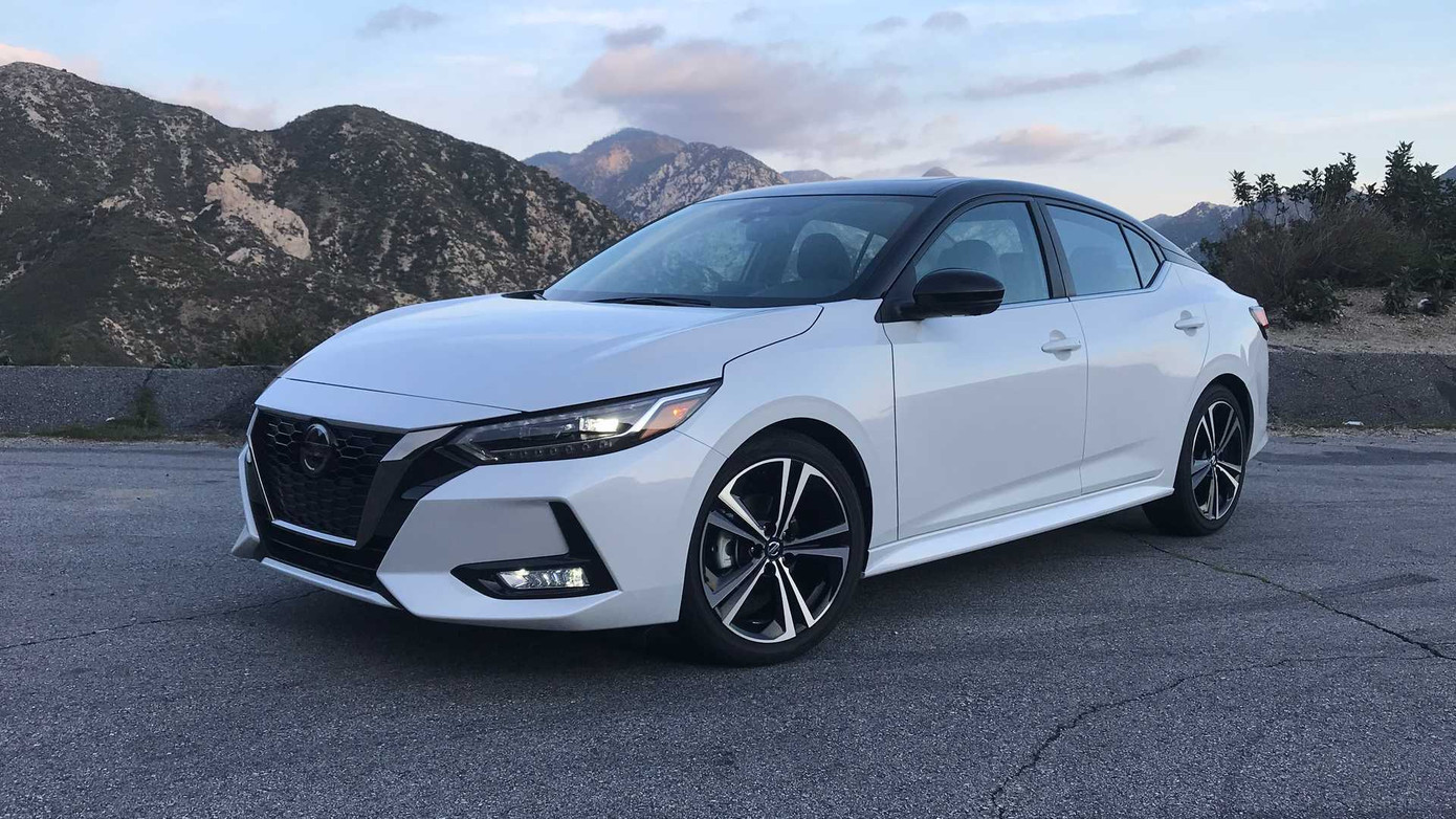 Nissan Sentra 2020. Nissan Sentra 2020.