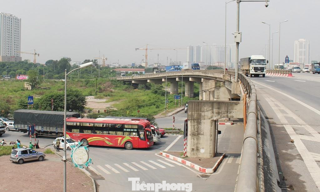 Năm 2017, lãnh đạo UBND thành phố Hà Nội có văn bản gửi Thủ tướng đề xuất được thực hiện dự án theo hình thức BT và hoàn thành dự án vào năm 2020. Tuy nhiên, sau khi được lãnh đạo Chính phủ chấp thuận giao cho Hà Nội triển khai, đến nay dự án vẫn đang giậm chân tại chỗ.