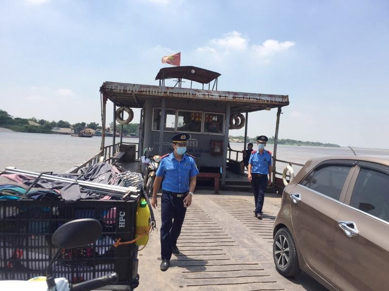 Hà Nội yêu cầu rà soát, kiểm tra tất cả các hoạt động liên quan đến giao thông thủy. Ảnh: Anh Trọng