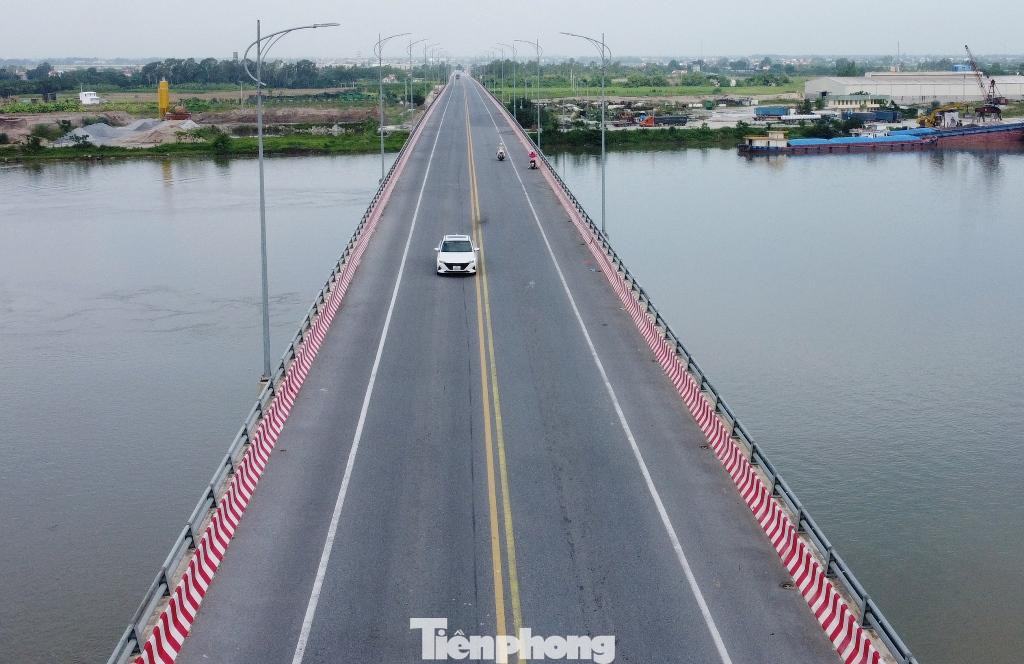Sau hơn 3 năm thi công, tháng 4/2018 dự án đã hoàn thành, thông xe đưa vào sử dụng. Cầu có 4 làn xe, 2 làn xe cơ giới, 2 làn xe hỗn hợp.
