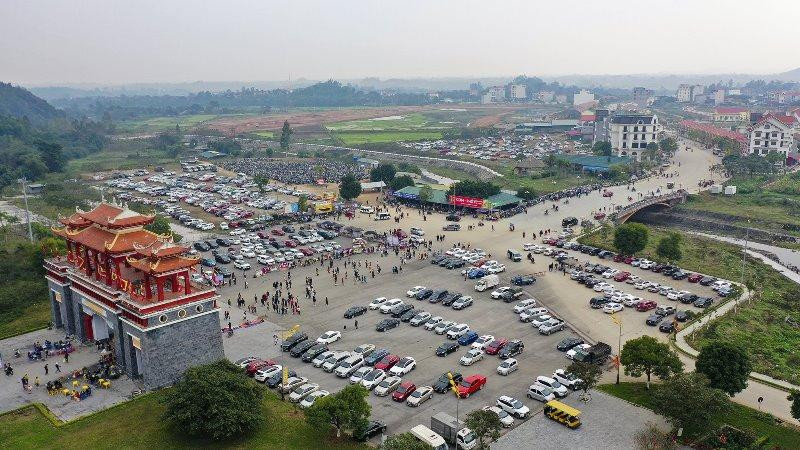 Trong 3 ngày đầu xuân Nhâm Dần, khách về Tây Thiên cầu bình an, sức khỏe đầu năm đã có hơn 4 vạn lượt.