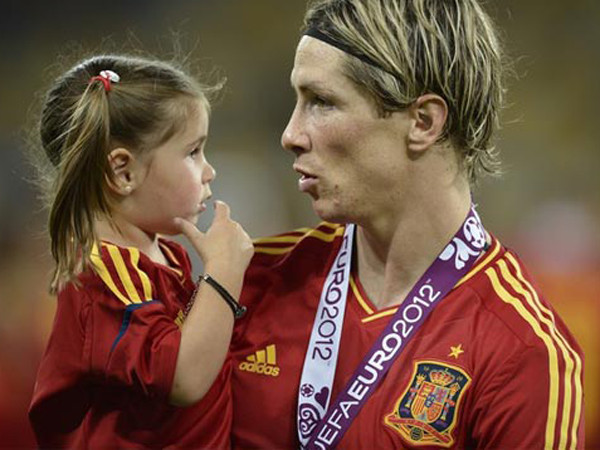 Torres giành Vua phá lưới dù chỉ đá chính 2 trận