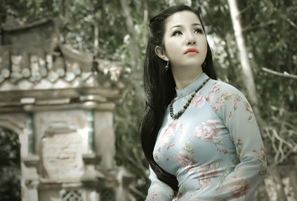 Thúy Nga hé lộ chuyện cưới chồng để... giữ tiền ảnh 2