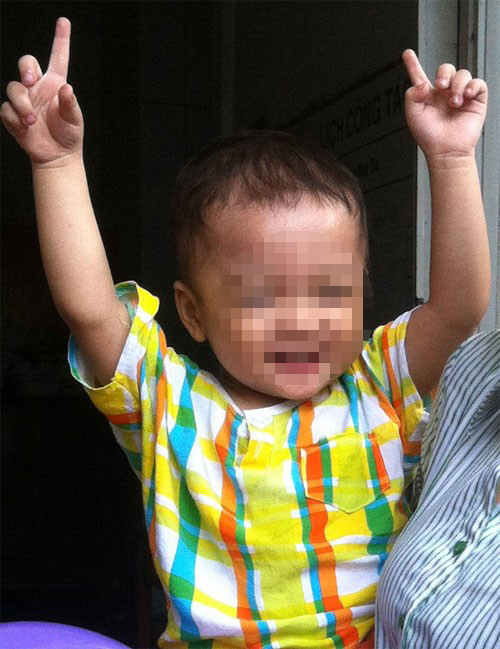 Tiết lộ của người mẹ bỏ rơi con 2 tuổi trên taxi ảnh 1