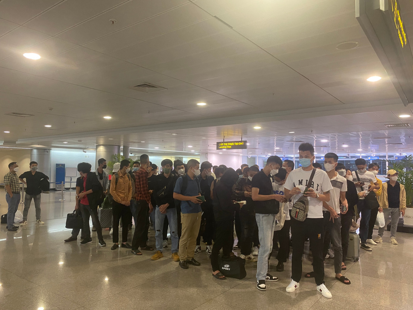 Đến nay đã có 140 trong tổng số 437 người Việt được giải cứu từ sòng bài ở Philippines được đưa về nước. (Ảnh: Mofa) Đến nay đã có 140 trong tổng số 437 người Việt được giải cứu từ sòng bài ở Philippines được đưa về nước. (Ảnh: Mofa)