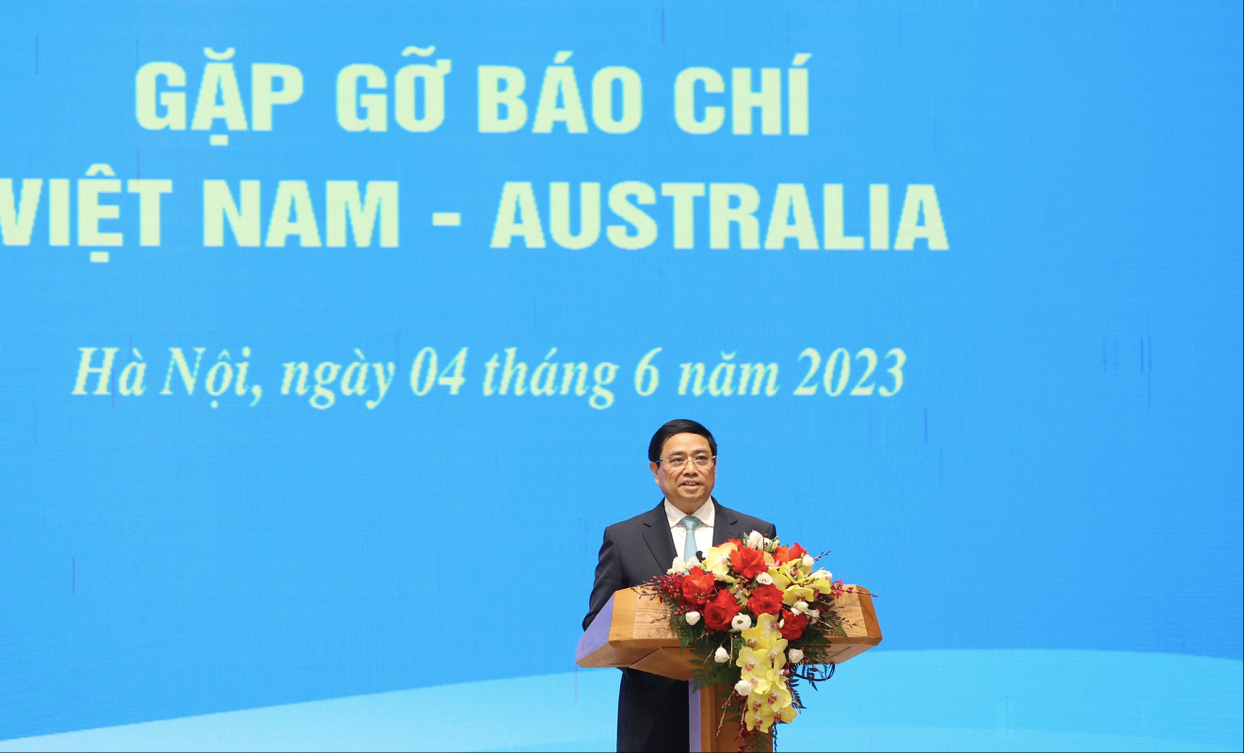 Thủ tướng Phạm Minh Chính phát biểu tại cuộc họp báo chung sau hội đàm. (Ảnh: Như Ý)