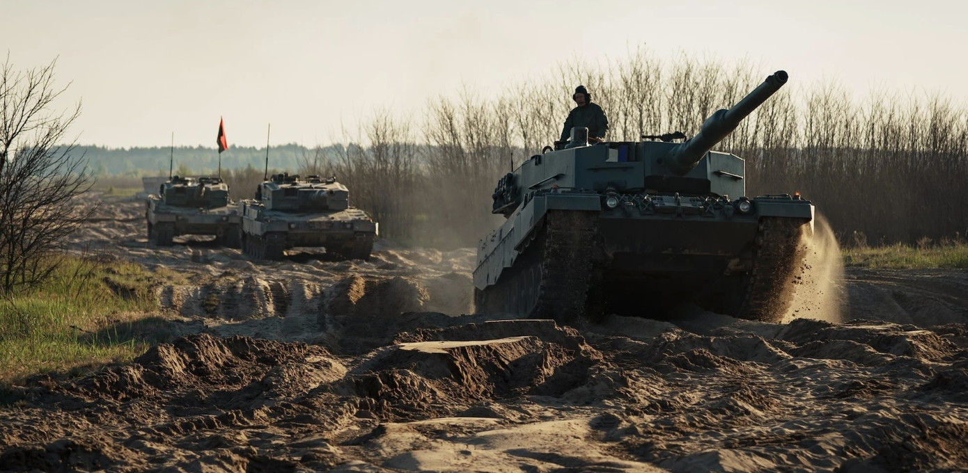 Ukraine triển khai huấn luyện với xe tăng Leopard 2 ngày 14/5. (Ảnh: Getty) Ukraine triển khai huấn luyện với xe tăng Leopard 2 ngày 14/5. (Ảnh: Getty)