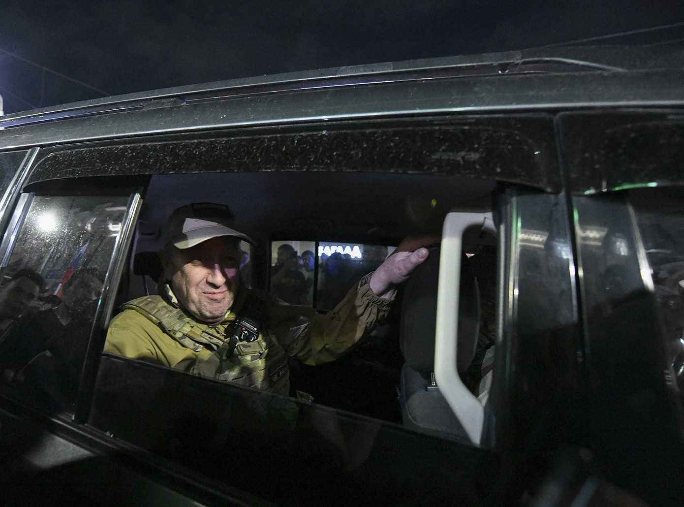 Ông trùm Wagner Yevgeny Prigozhin khi rời thành phố Rostov-on-Don của Nga ngày 24/6. (Ảnh: Getty) Ông trùm Wagner Yevgeny Prigozhin khi rời thành phố Rostov-on-Don của Nga ngày 24/6. (Ảnh: Getty)