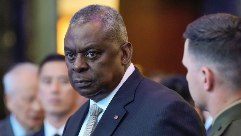 Bộ trưởng Quốc phòng Mỹ Lloyd Austin tại Đối thoại Shangri-La. (Ảnh: Reuters)