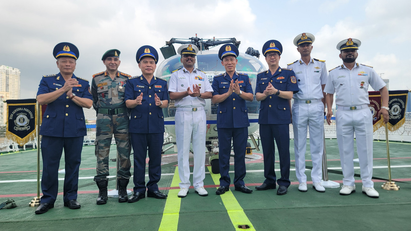 Tàu Samudra Paheredar của Lực lượng Bảo vệ bờ biển Ấn Độ bắt đầu chuyến thăm TPHCM.